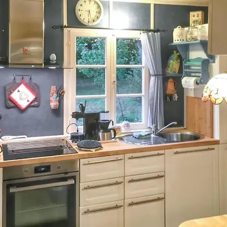 Gorgeous In Ferienhaus Saint-Chamassy
